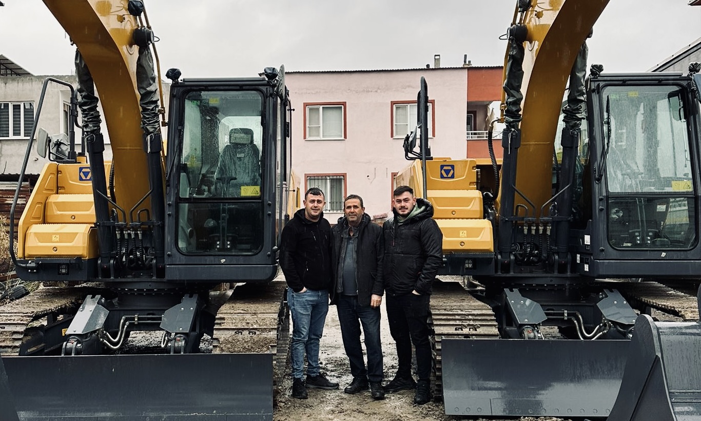 Kocaseyit Hafriyat Ekibi ve Makineleri